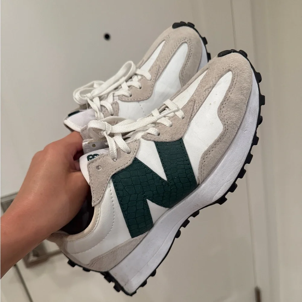 New balance 327 - Picture 2 of 3